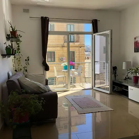 Apartment Well Located 2 Bedroom Flat In St.julians