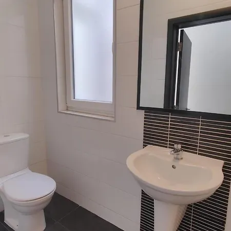 Apartment Well Located 2 Bedroom Flat In St.julians *